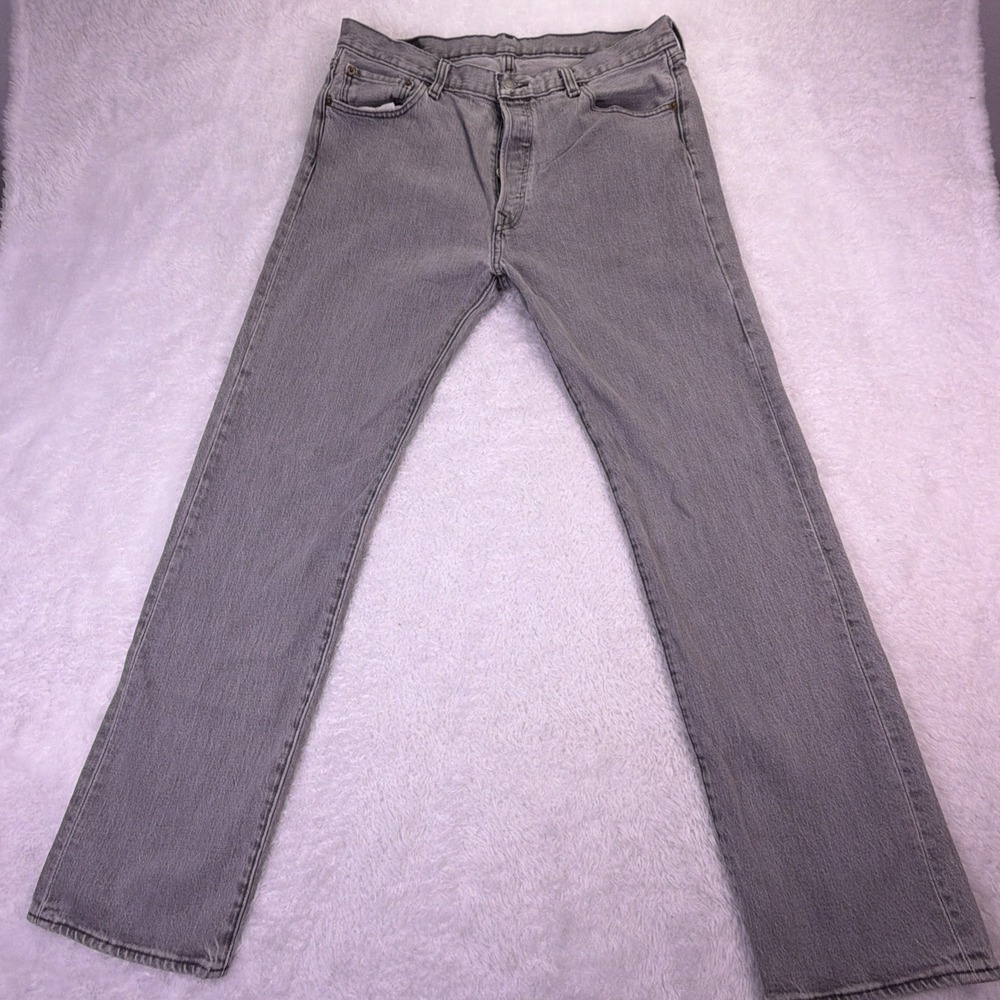 Levis 501 Button Fly Jeans Mens 34x31 (tag: 34x32) Gray Classic